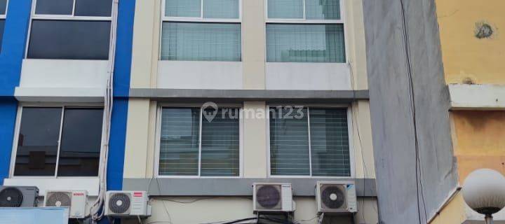 Ruko Cempaka Mas, Kemayoran Jakarta Pusat 1