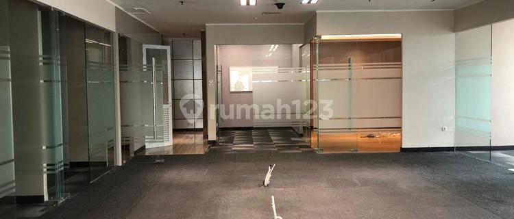 Office Space Equity Tower , Uk 561 M2 Fully Furnished di Kebayoran Baru, Jakarta Selatan 1