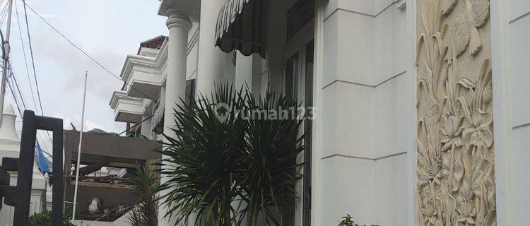 Rumah Mewah Dalam Komplek  1