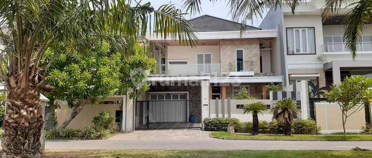 Disewakan  Rumah 2 Lt Di  di Boulevard Graha Padma, Semarang Barat 1