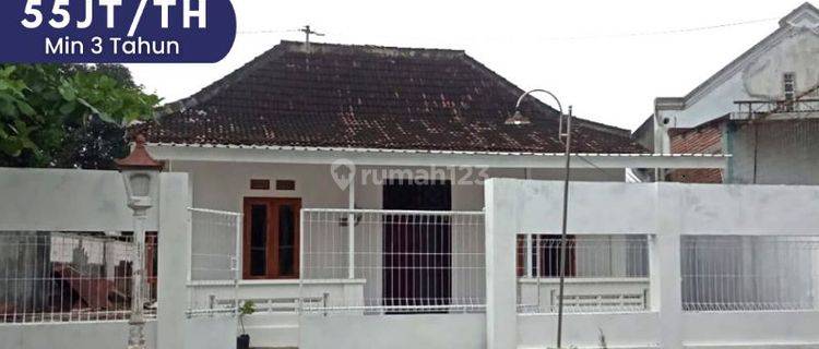 Disewakan Rumah di Jl. Ade Irma Suryani Nasution, Sragen 1