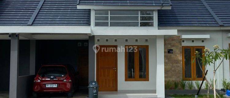 Rumah Baru di Playen Kabupa Kabupaten Gunungkidul Yogyakarta  1