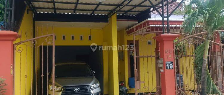 Rumah 2 Lantai di Tengah Kota Semarang 1