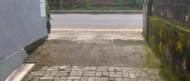 Dijual Tanah Lokasi Jl Ayani Selatan Lampu Merah Puri Peguyangan  1