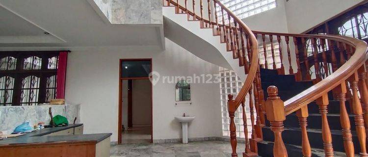 Jual Rumah Lux, Denpasar Jl Gatot Subroto Blok L Lokasi@strategis 1