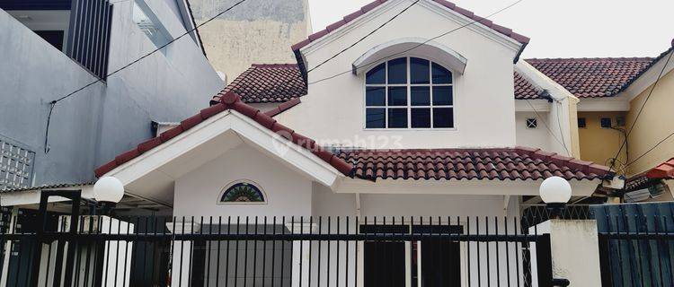 Dijual cepat rumah siap huni sektor 7c Gading Serpong 1