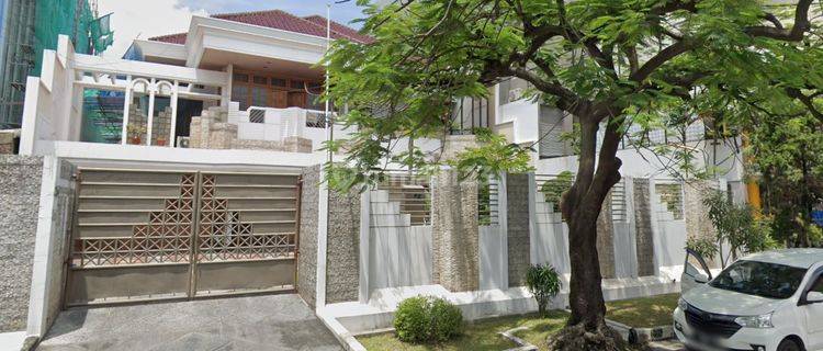 Rumah Mewah 2,5 Lantai Strategis Jl Cempaka Pusat Kota Surabaya 1