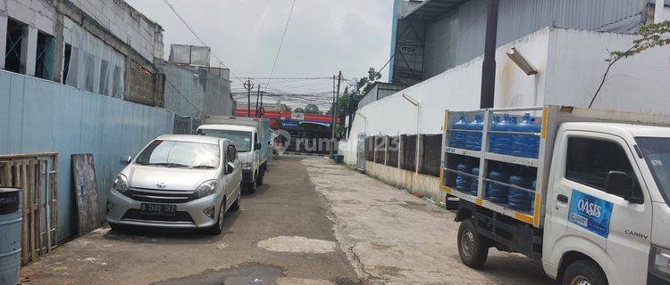 Ruko 2lt Gandeng di Cibubur di jalan Raya Bogor km27 1