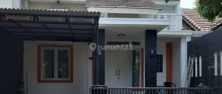 DiJual Rumah  2 lantai, Full Furnished,sudah renovasi, siap huni, cantik di Bukit Golf Tapos 1