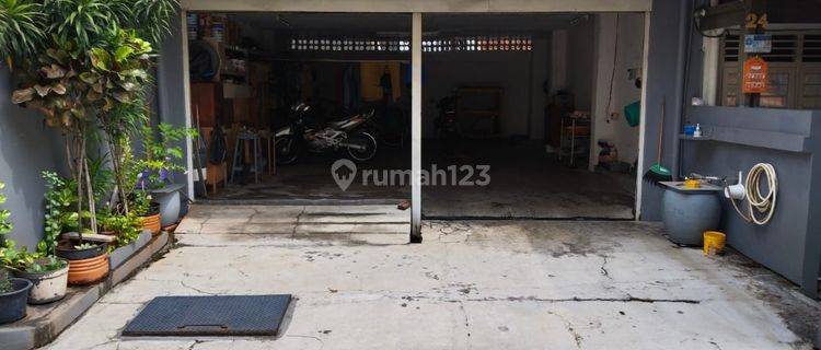 Disewakan Tempat Usaha Area Mangga Besar Cocok Utk Laundry, Pengiriman Atau Gudang 1