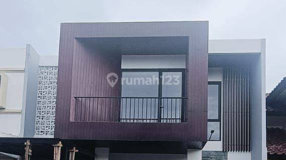 Rumah di Kota Baru Parahyangan Bandung, 2 Lt. Minimalis Unfurnish 1