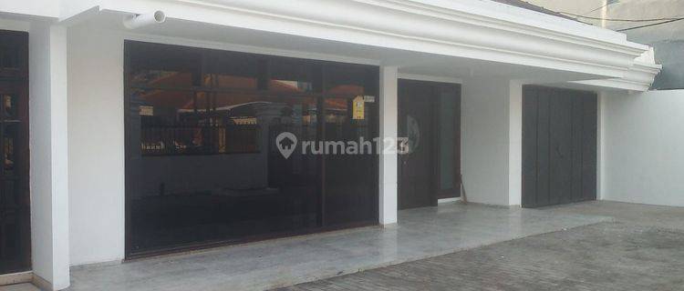 Disewakan Rumah di Dharmahusada Mulyorejo, Dekat Superindo 1