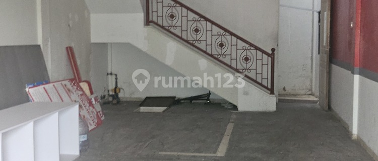 For Rent: Deltasari Waru Sidoarjo Shop House Ready to Use, Rare Find 1