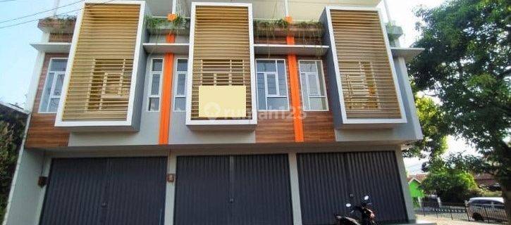 Dijual Ruko 3 Lantai Di Pusat Kota Dekat Alun alun Majalengka 1