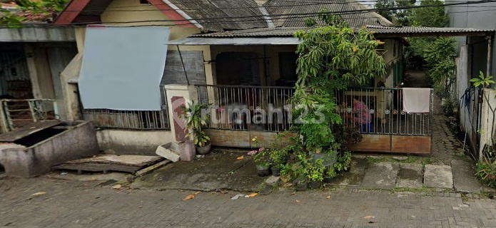 Dijual Rumah Jl. Mlaten Trenggulun Semarang 1