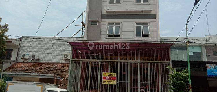 Disewakan Rumah 4 Lantai Di Jl. Permata Hijau Semarang 1