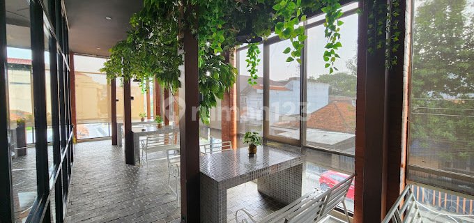 For Sale and For Rent Shop House Location on Jl. Pleburan Raya Semarang 1