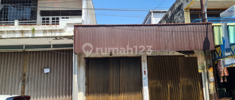 Dijual Ruko Lokasi Padat Penduduk di Jl. Kauman Semarang 1