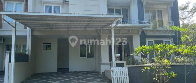 For Rent Luxury House Ready to Use at Jl. Montana Candi Golf Semarang 1