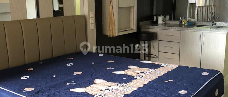 For Rent: 20th Floor City Center Apartment in Candiland 1
