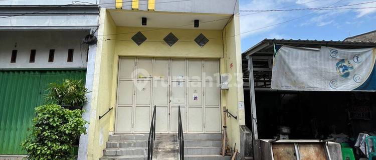 Dijual Ruko Tengah Kota di Jl. Prembaen Semarang 1