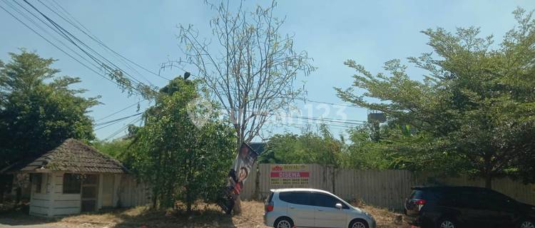 Spacious Land Location in Perum Puri Anjasmoro Suitable for Business Purposes 1