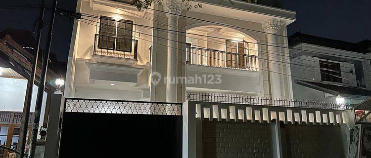 Dijual Rumah Mewah Lokasi Jl. Rinjani Semarang 1