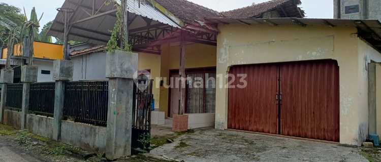 Dijual Rumah Lokasi Tengah Kota Bebas Banjir Dusun Gebyaran Pati 1