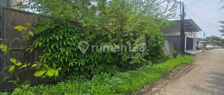 Land for Sale in a Strategic Location Near the City Center on Jl. Puri Anjasmoro, Semarang 1