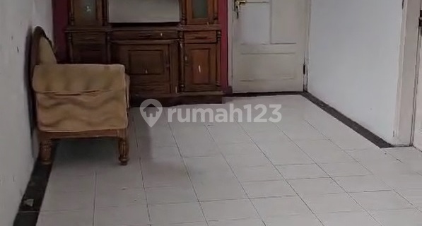 Dijual Rumah Siap Pakai Lokasi Jl. Petempen Tengah Semarang 1