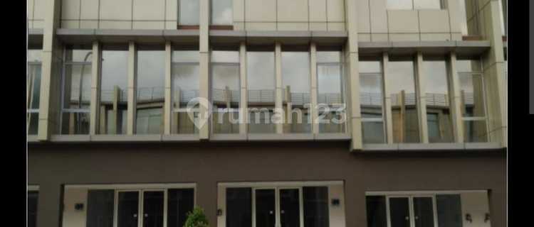 Green Village Tangerang 3-Storey Shop House, Strategic Location, Ready to Use 1