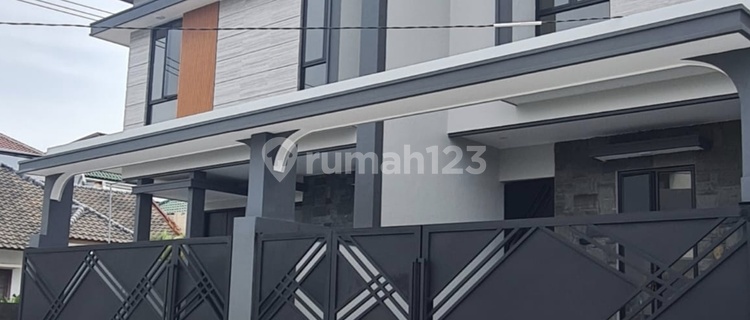 New Minimalist House in Sutorejo 1