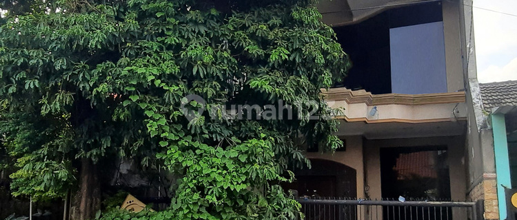 Rumah 2 Lantai Bagus Unfurnished SHM di Babatan Mukti, Surabaya 1