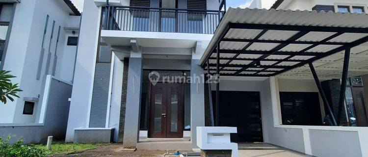 Rumah 2 Lantai Bagus SHM di Royal Residence, Surabaya 1