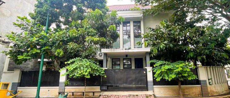 Rumah 2 Lantai Bagus SHM di Central Park A Yani, Surabaya 1