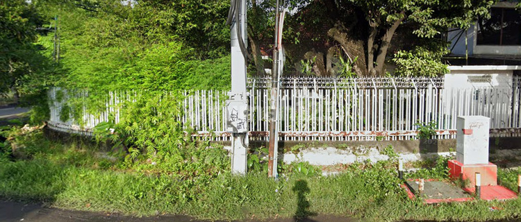 Rental House Needs Minor Renovation Unfurnished Freehold Title Ambengan, Surabaya 1