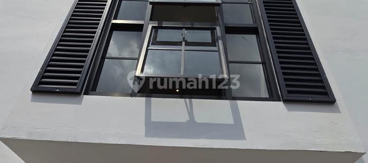 Cibubur Boarding House Near Ciputra Mall, Tidy, Ready to Use 1