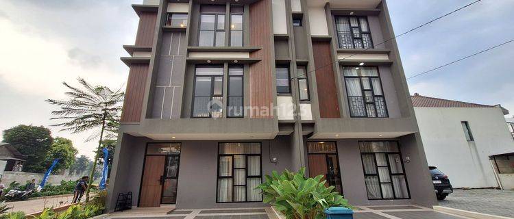 Rumah 3 Lt Modern Dipamulang 1