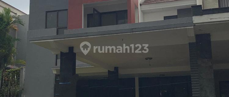 Rumah 2 Lantai Siap Huni Dalam Cluster Dengan Lingkungan Yang Nyaman Dan Asri Di Legenda Wisata  1