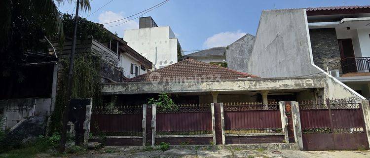 DIJUAL MURAH RUMAH TUA DI KEBAYORAN BARU. JALAN LEBAR, TENANG, DIPORTAL. LT 308m2 Rp 13.5M 1