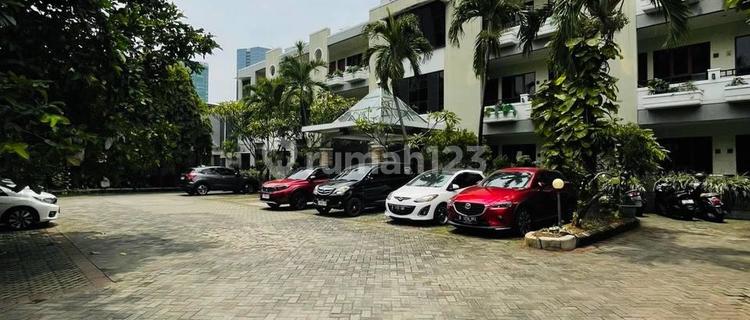For Quick Sale: Boarding Houses in Kuningan, Setia Budi. 100% Occupancy, 1403 sqm, 3.5 Floors, Price Rp 48 Billion Negotiable. 1
