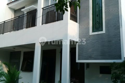 Golden Leaf Bintaro South Jakarta 2-Storey House 1