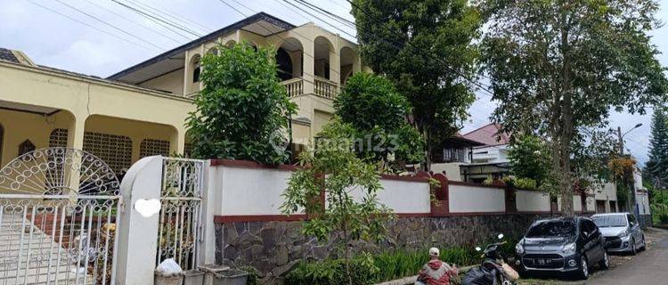 Rumah Mewah 5+1 Kamar Tidur, Taman Luas, Lokasi Strategis di Setrasari Bandung – Harga 21 Miliar, LNK 1