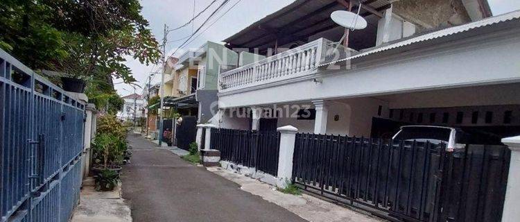 Rumah Lokasi Kampung Ambon Jakarta Timur 1