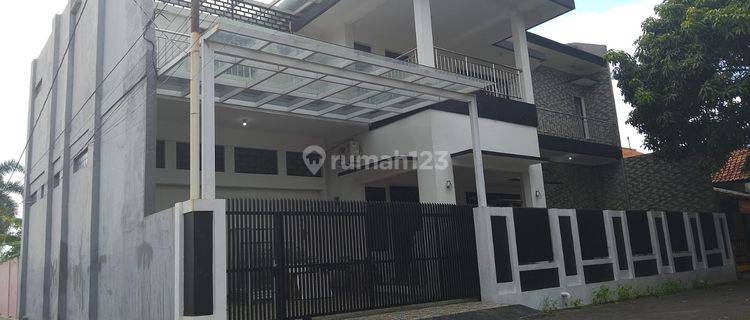 Dijual rumah 2 lantai di slawi area perumahan Trayeman 1