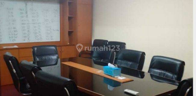 Ruang kantor di wisma mitra Sunter siap huni  1