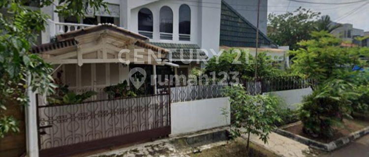 RUMAH ASRI DAN AMAN DI PULOMAS DEKAT SEKOLAH DON BOSCO  1