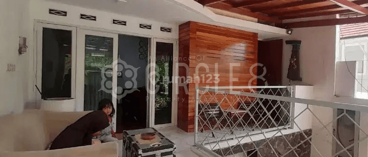 Kamu Yakin Gamau Rumah Semi Furnish di Setraduta Ini  1