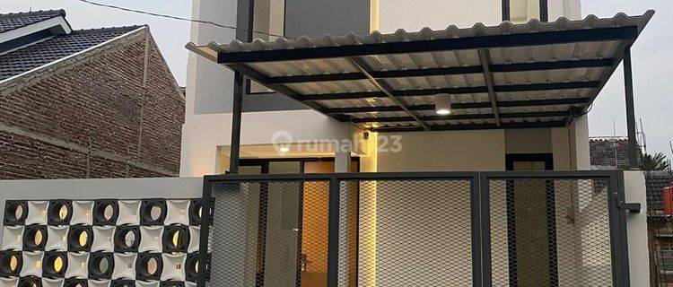 Dijual Rumah Cantik Baru Fullrenov Siap Huni di Komplek Adipura Gedebage 1