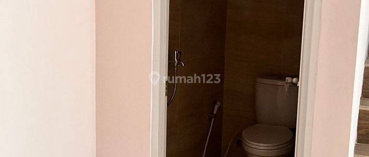 Dijual Rumah 2 Lantai di Andir Town House  1